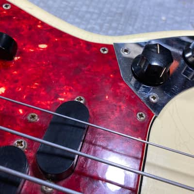 1966 Fender Mustang Bass - Arctic White image 10