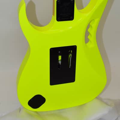 2017 Ibanez 30th Anniversary JEM777 Steve Vai Jem Electric Guitar, Desert Yellow w/ Case image 13
