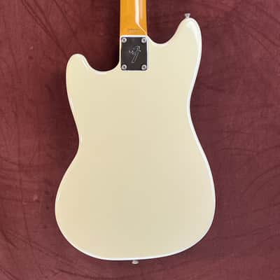 Fender MG-66-66 Mustang 2002 | Made in Japan | - Vintage White image 6