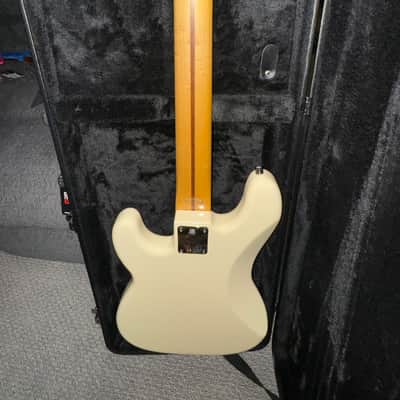 Fender Precision Bass MIM / MIJ image 3