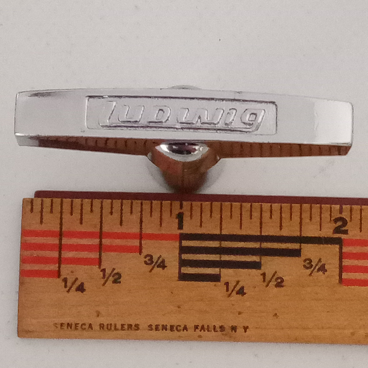 Ludwig 5/16-18 Block Logo T-Handle Wing-Nut Chrome Rocker Classic Maple Female80 — main photograph