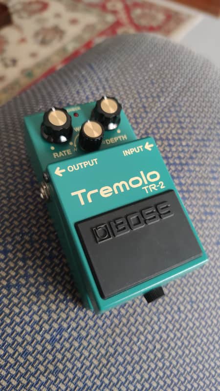 Boss TR-2 Tremolo (Silver Label) 1997 - Present - Green image 1