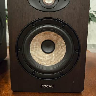 Focal Shape 50 5" Powered Studio Monitors (Pair) image 13