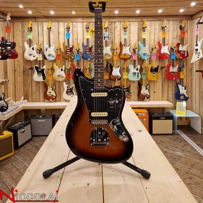 Fender Player II Jaguar, Rosewood Fingerboard, 3 Color Sunburst image 3