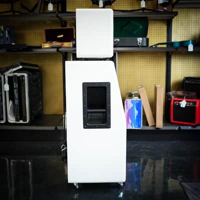 Kruse Amplification Disruption Amp Head w/ Matching Kruse 4x12 Speaker Cabinet - White image 6