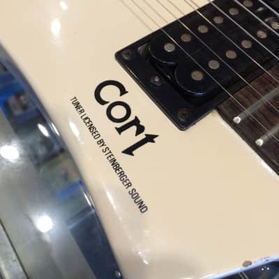 Cort Licensed Steinberger Headless Guitar 80's Whiie image 6