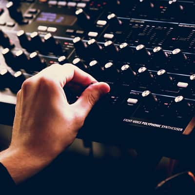 Making A Beat | Hardware To Software - MPC2000XL | Synthesizers | Ableton Live - FREE Beat Download image 7