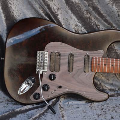 GB Liuteria build to order Traditional Strato walnut burl brown relic image 2