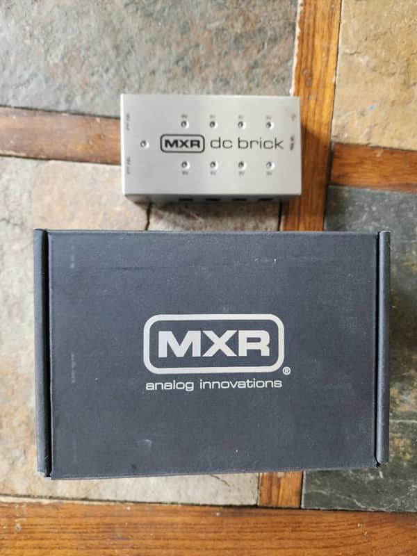 MXR DC Brick pedal power supply image 1