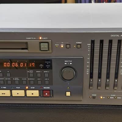 Sony PCM-800 - 8 tracks Digital Audio Recorder image 1