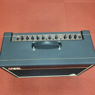 Vox Cambridge 30 Reverb Model V9310 2-Channel 30-Watt 1x10" Hybrid Guitar Combo 1999 - 2001 - Black image 4