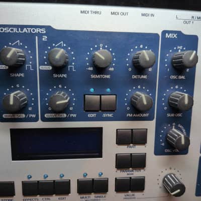 Access Virus Indigo 37-Key Digital Synthesizer 2001 - Silver & Blue image 18