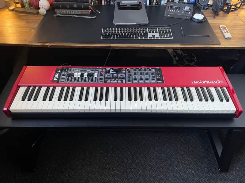 Nord Electro 5D 73鍵シンセサイザー ケース付き Nord Electro 5D 73鍵