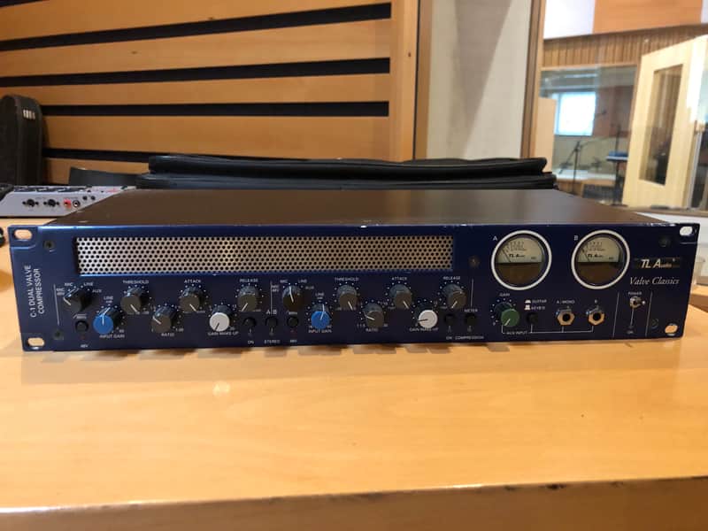 TL Audio C1 - Dual Valve Compressor 2004 blue image 1