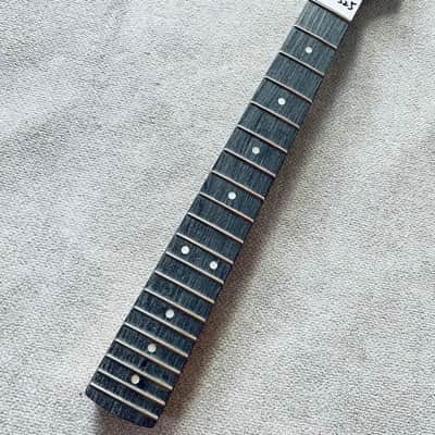 Short Scales Guitar Maple Neck, Rosewood Fingerboard 20 Frets, Tuning Pegs image 2