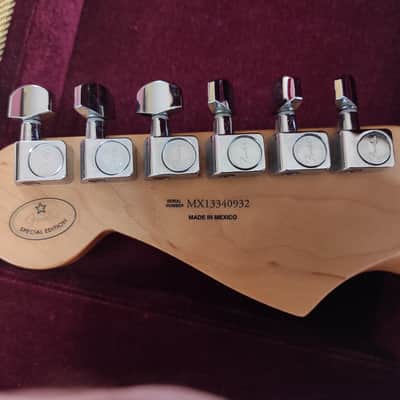 Fender FSR Stratocaster 2013 - Swirl/ Bowling Ball image 8
