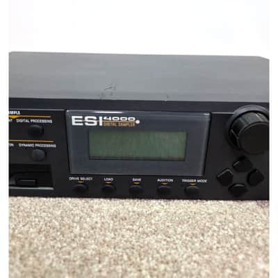 E-MU ESI 4000 - Samplers & Sequencers - Very Good image 3