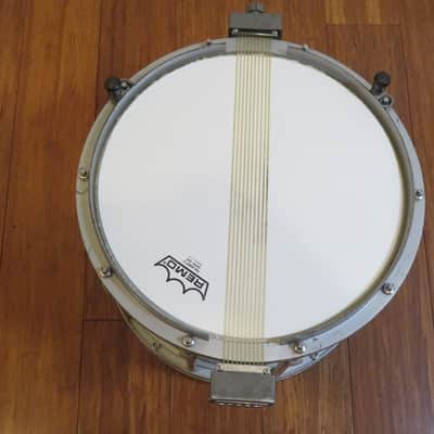Yamaha 13" Marching Snare Drum - Silver Finish - Good Condition. image 6