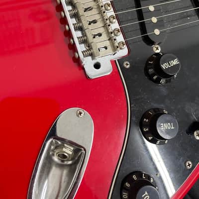 Squier Stratocaster 1993  - Red image 6