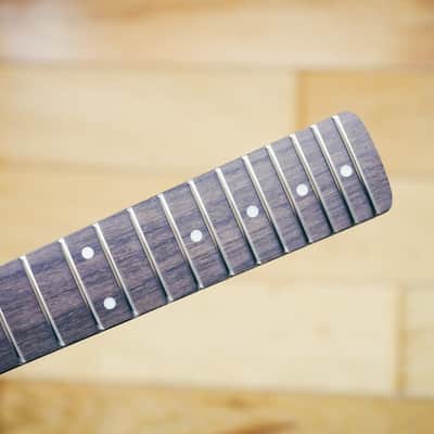 Stratocaster Neck – Maple & Rosewood | Unfinished | 21 Frets | Bone Nut image 9
