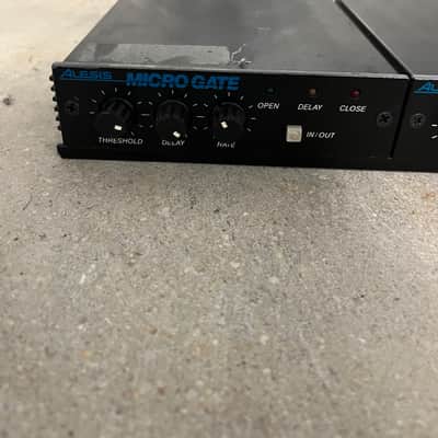 Alesis Micro Series Effects Rackmounted image 2