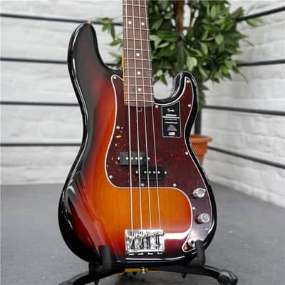 FENDER American Pro II Precision Bass RW 3TSB image 1