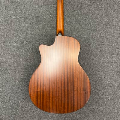 Taylor 356ce with ES2 Electronics 2014 - 2019 - Natural image 9