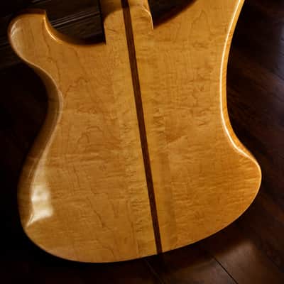 Rickenbacker 4002 1982 - Mapelglow Rarest of all Rick Basses image 3