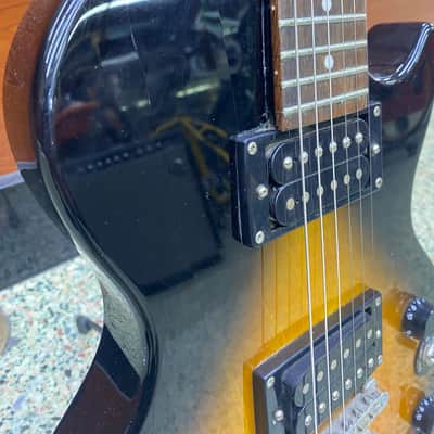 Epiphone - Electric Guitar - Tobacco Sunburst - Special II image 3