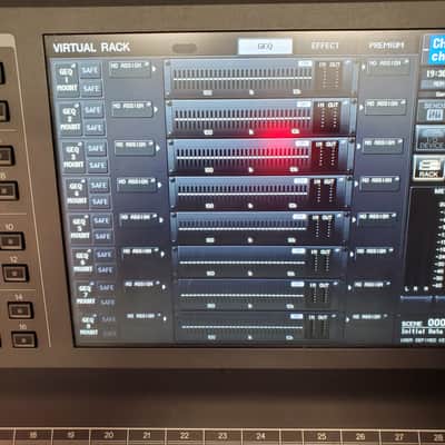 Yamaha QL5 with stage box and cases, free shipping (CONUS) image 15
