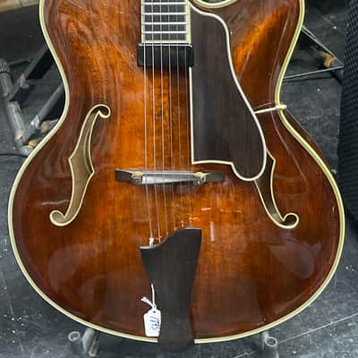 Eastman AP 810 CE Uptown Archtop acoustic guitar 2005 - Stained brown image 2