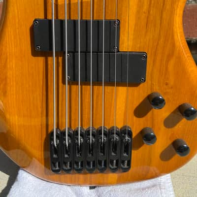 L'Dressy 7-string fretless bass. Mid-2000s - Honey image 10