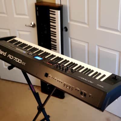 CERTIFIED!!! ROLAND RD700NX STAGE PIANO FULLY SERVICED, IN AMAZING CONDITION! image 19