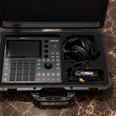 Akai MPC One Production Center Bundle • Custom Hard Case • HD 280 Pro • 32GB SD • Excellent image 6