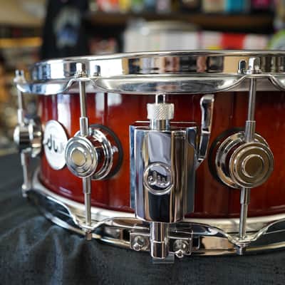 DW USA Collectors Exotic Series 5.5x14" Super Solid 1PC. Maple Snare Drum - Tobacco Burst Lacquer image 11