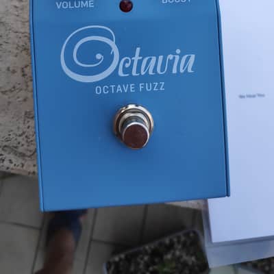 Behringer Octavia - Octave Fuzz image 2