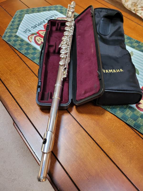 Yamaha YFL-211