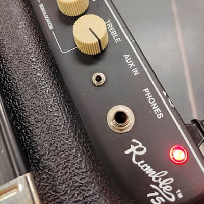 Fender Rumble 15 V3 15-Watt 1x8" Bass Combo Amp 2015 - Present - Black image 8