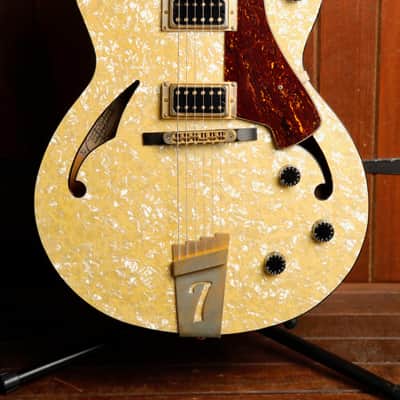 ギター Italia Guitars TORINO V Gold Sparkle Italia Guitars TORINO V Gold Sparkle 【公式通販】