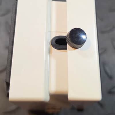 Boss TU-2 Chromatic Tuner 1998 - 2009 - White Tuning Pedal image 7