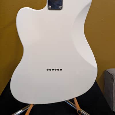 Firefly FFJA Jazzmaster Baritone / Bass VI 2025 - White image 7