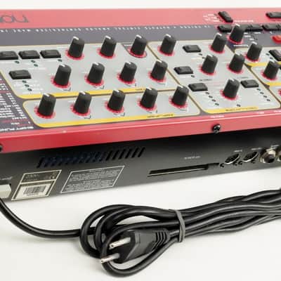 Clavia Nord Rack 2 Lead Synthesizer Desktop + Top Zustand + 1,5J Garantie image 10