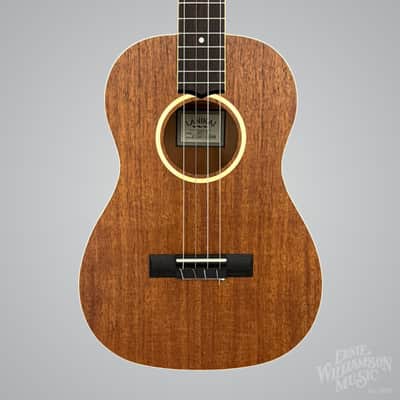 Lanikai LU21-B Baritone Ukulele w/ Bag image 1