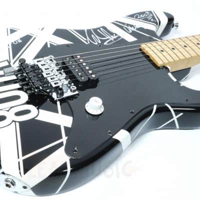 EVH CHARVEL EVH Art Serie Van Halen Played and Signed 2008 - Stage Used image 7