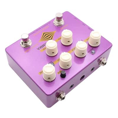 MOSKY GAMMA Bass Preamp Direct Box with a headphone out and aux-in feature image 7