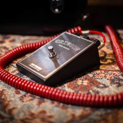 JHS Legends of Fuzz Crimson Guitar Effects Pedal image 6