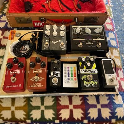 Self-Made Pedalboard with case - Light Brown/ Red image 8