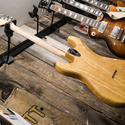 Fender Stratocaster Hardtail with Maple Fretboard 1979 - Natural image 11