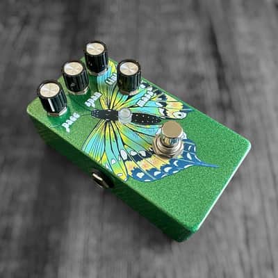 Lovepedal Butterfly Kiss 2016 - Green Graphic - MINT image 3