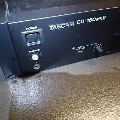 TASCAM CD-160 MkII 2008 - Black image 6